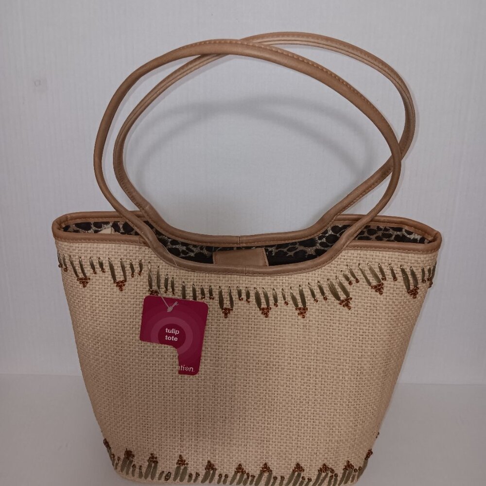 WOMEN'S TARGET WOVEN STRAW TULIP TOTE BAG